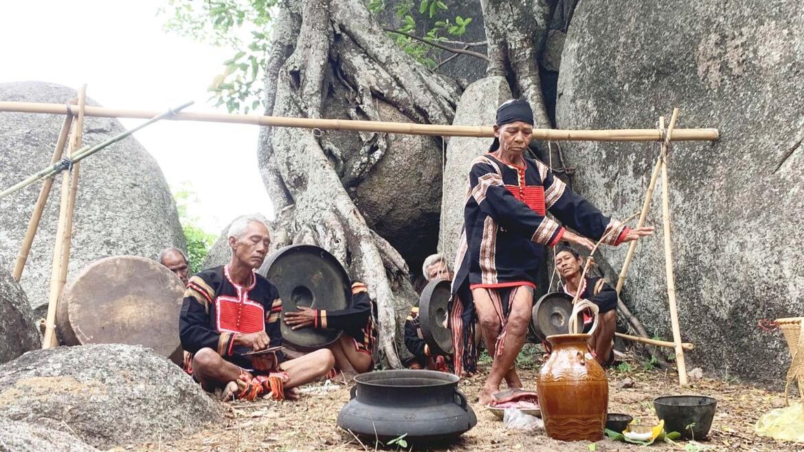 le-hoi-cau-mua-cua-nguoi-jrai-dan-toc-gia-lai_44f55