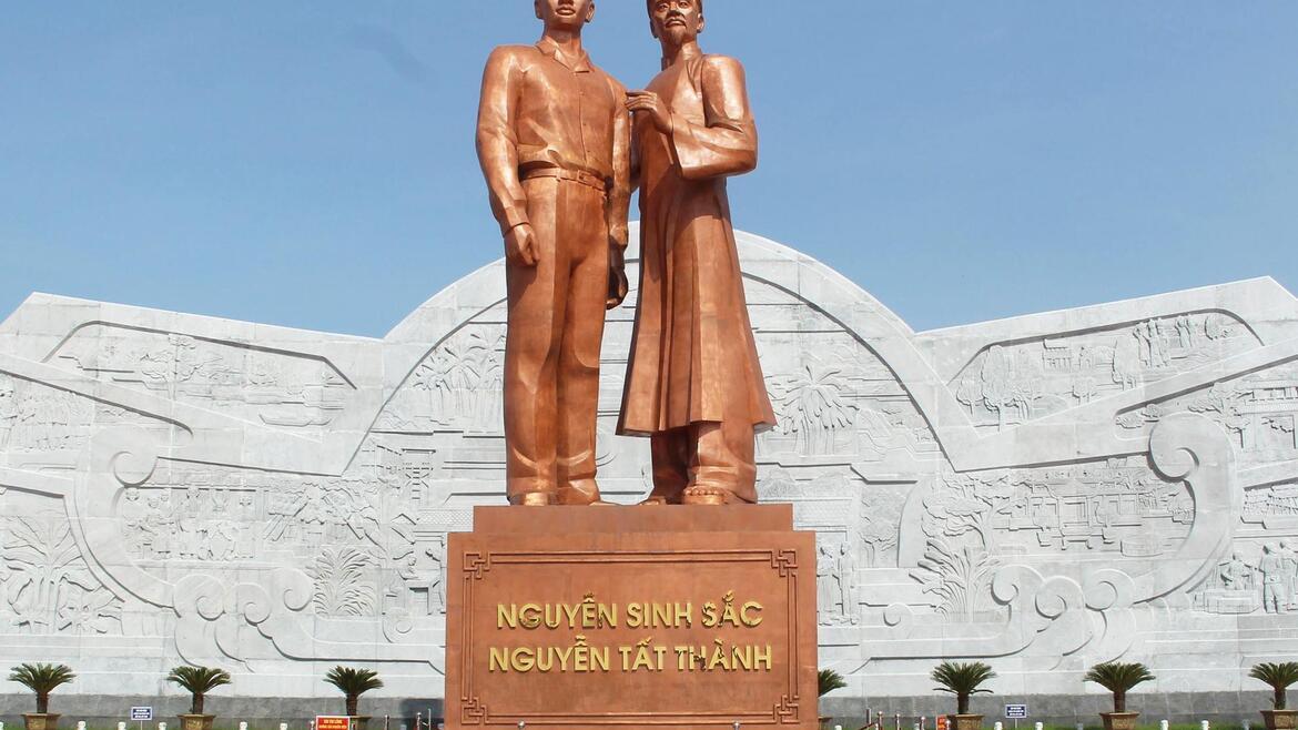 1c77ee3fc3b45fd04dcf49aa44e5203dtuongnguyensinhsacnguyentatthanh00_637050240108637716_9b9e9