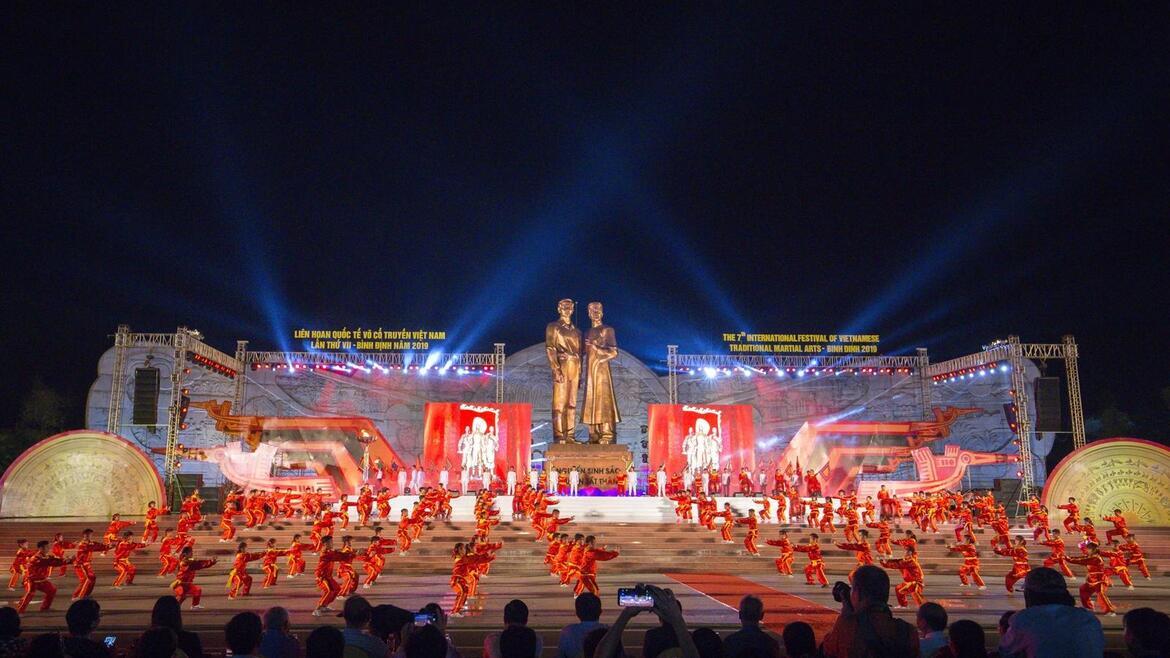 70531fb3b1bce9f49aaa52e8dd6d1db6festival_le_thanh_hai_103267470_0fae0